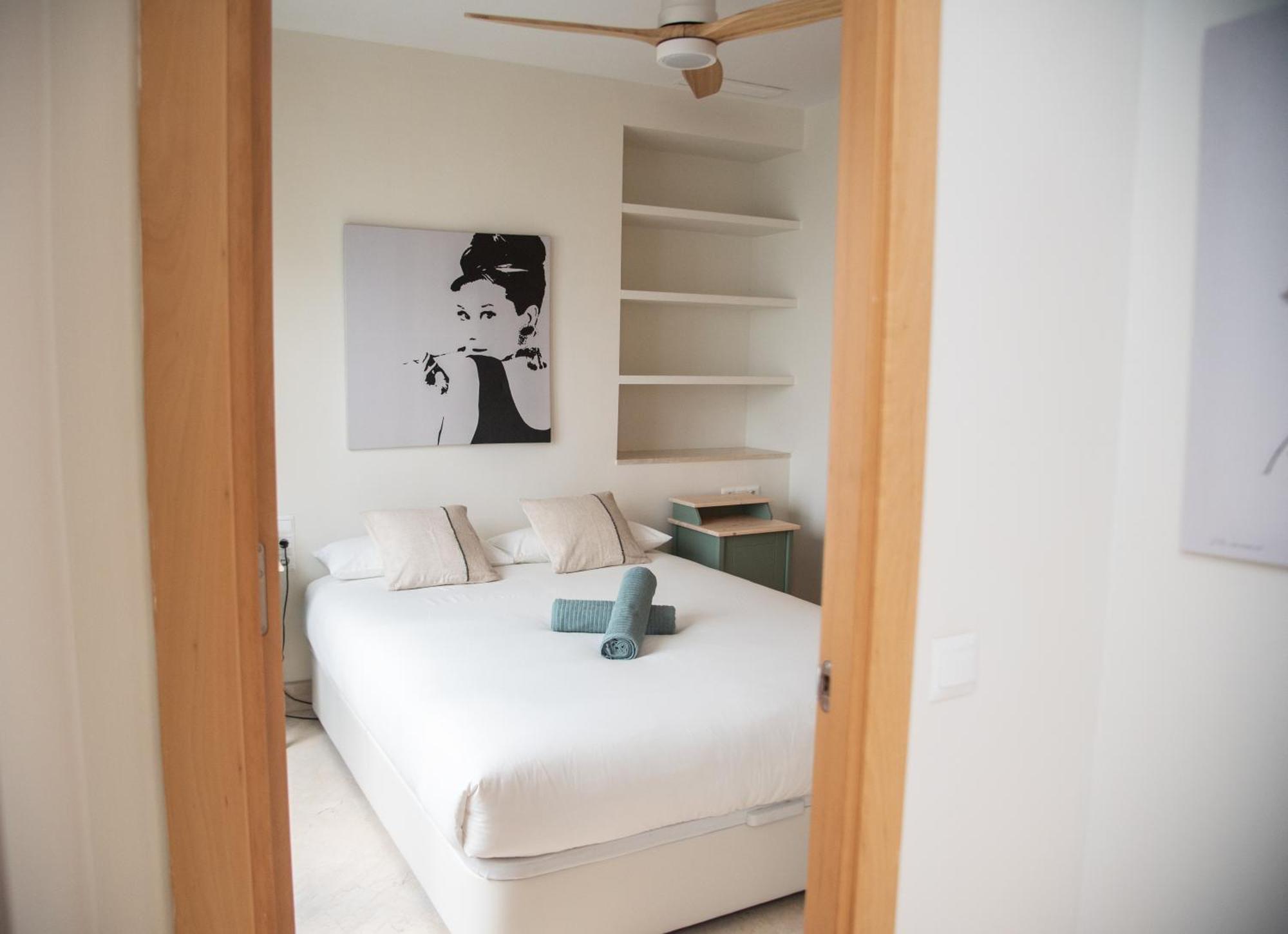 Tentudia Charming Apartments With Private Roof-Top Or Patio In San Bernardo By Ocityzen Севилья Экстерьер фото