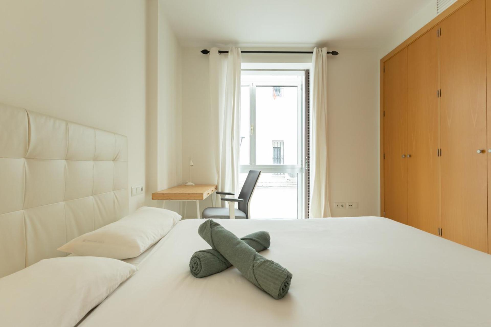 Tentudia Charming Apartments With Private Roof-Top Or Patio In San Bernardo By Ocityzen Севилья Экстерьер фото